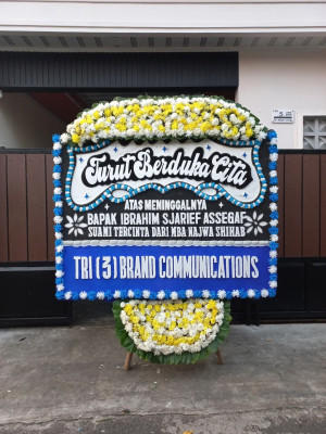 Papan Bunga Duka di Penyinggahan